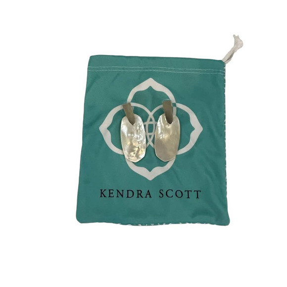 KENDRA Scott Ivory Silver Oval Drop Mother of Pearl Statement Earrings - Picture 4 of 10